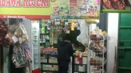 Salah satu toko sembako yang berkedok menjual Pil Koplo tanpa legalitas izin edar. (Foto: Suara Realitas).