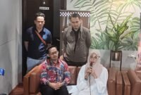 Dokter Detektif (Doktif) saat konferensi pers dan bakal laporkan DRL ke MKEK atas dugaan pelanggaran kode etik profesi. (Foto: Istimewa).