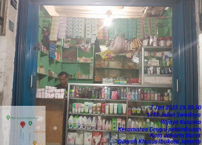 Titik pertama toko kosmetik berkedok menjual Pil Koplo dengan bebas tanpa hambatan di Grogol Petamburan. (Foto: SuaraRealitas).