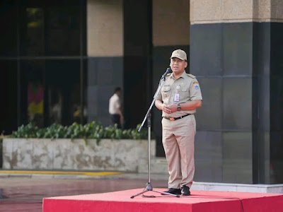 Walikota Jakarta Barat, Uus Kuswanto saat memberikan arahan pada jajaran SKPD. (Foto: Istimewa).