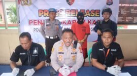 Kapolsek Kresek, AKP A. Suryadi, menjelaskan bahwa penangkapan pelaku berawal dari informasi masyarakat mengenai adanya aktivitas jual beli narkoba jenis sabu di wilayah tersebut (foto:istimewa/Suararealitas.co)