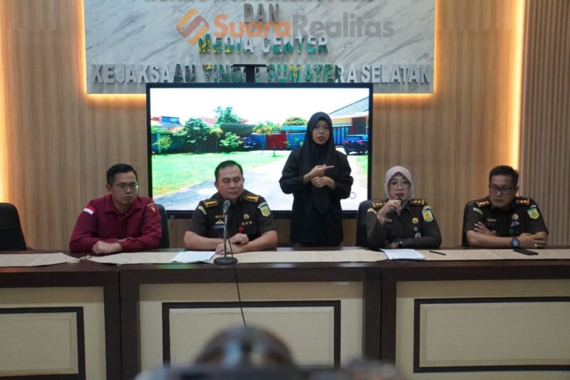 Ketua Bidang Advokad OMBB meminta ke Kejati Bengkulu agar laporan di tindaklanjuti atas dugaan korupsi proyek. (Foto: Istimewa).