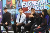FN Man, produk 2 in 1 spray cologne for men dari WINGS Group, kembali menggandeng DJ ternama seperti Ari Irham, Dipha Barus, dan Freya untuk hadir di lima sekolah menengah atas (SMA) di Jakarta. (Foto: suararealitas.co).