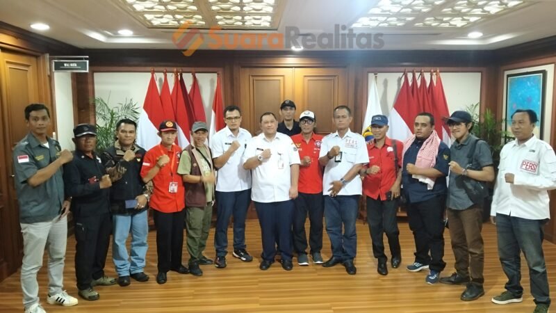 Pertemuan Wakil Walikota Jakarta Utara dengan Perwakilan Wartawan Jakarta Utara di Gedung Walikota Jakarta Utara. (Foto: suararealitas.co).