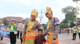 Satlantas Polres Kebumen saat menggelar Art Policing di Alun-alun Pancasila. (Foto: Istimewa).