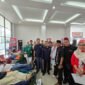 Anggota DPD RI Dapil DKI Jakarta, Fahira Idris dan Ormas Bang Japar saat menggelar kegiatan Bakti Sosial dan Donor Darah untuk Negeri di Kebon Jeruk, Jakarta Barat. (Foto: Istimewa).