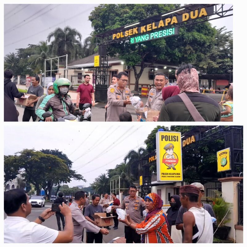 Kompol Gus Prihatin Zen SH, Kapolsek Kelapa dua didampingi jajaran personil berbagi takjil jelang berbuka puasa (foto:Suararelaitas.co)