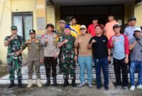 Kodim 1407/Bone bersama Forkopimda Kabupaten Bone usai gelar kerja bakti membersihkan selokan dan sungai. (Foto: Istimewa).