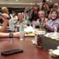 Ketua Umum PWI Pusat, Hendry Ch Bangun dalam pertemuan dengan Menteri Maruarar Sirait, Menteri Komunikasi dan Digital (Komdigi) Meutya Hafidz, Kepala BPS Amalia A. Widyasanti, pimpinan Tapera, dan Direktur BTN, di Kantor Kementerian PKP, Wisma Mandiri, Jakarta, pada Selasa (8/4/2025). (Foto: Istimewa).