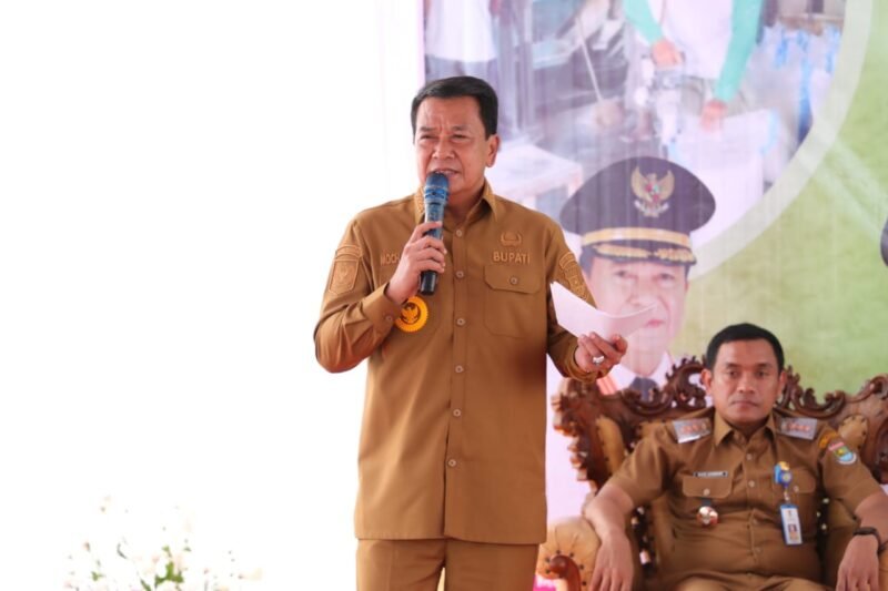 Bupati Tangerang Moch. Maesyal Rasyid menghadiri dialog dengan para pelaku usaha penggilingan padi dalam rangka stabilitasi harga dan penyerapan gabah di Kabupaten Tangerang,(foto:istimewa)