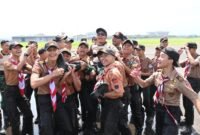 Antusiasnya para generasi muda dalam membentuk disiplin dan berkarakter melalui Pelatihan Baris-Berbaris (PBB) yang digelar oleh Lanud Husein Sastranegara. (Foto: Istimewa).