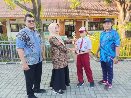 SDN Kamal 01 Pagi akan mewakili Kecamatan Kalideres di perlombaan FLS3N tingkat Walikota Jakarta Barat. (Foto: suararealitas.co).