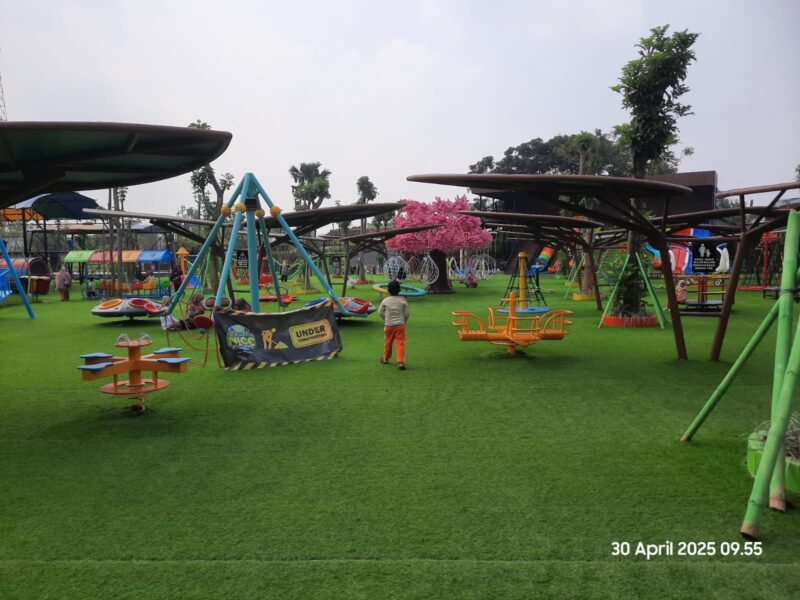 Arena bermain anak di Pasar Kemis, Kabupaten Tangerang, The Nice Playland yang disinyalir tak kantongi perizinan nekad beroperasi. (Foto: suararealitas.co).