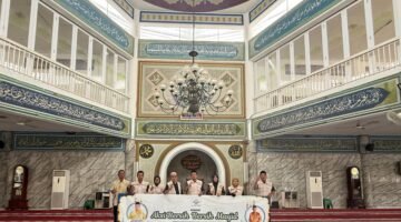 Pra Konvensyen DMDI Jakarta Melakukan Aksi Bersih – Bersih Masjid