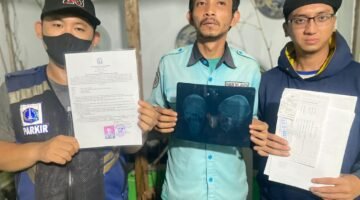 Ketiga orang juru parkir resmi dibawah naungan Sudinhub Jakarta Selatan yang alami aksi premanisme yang berkedok Ormas di bilangan Kuningan Mulya. (Foto: suararealitas.co).
