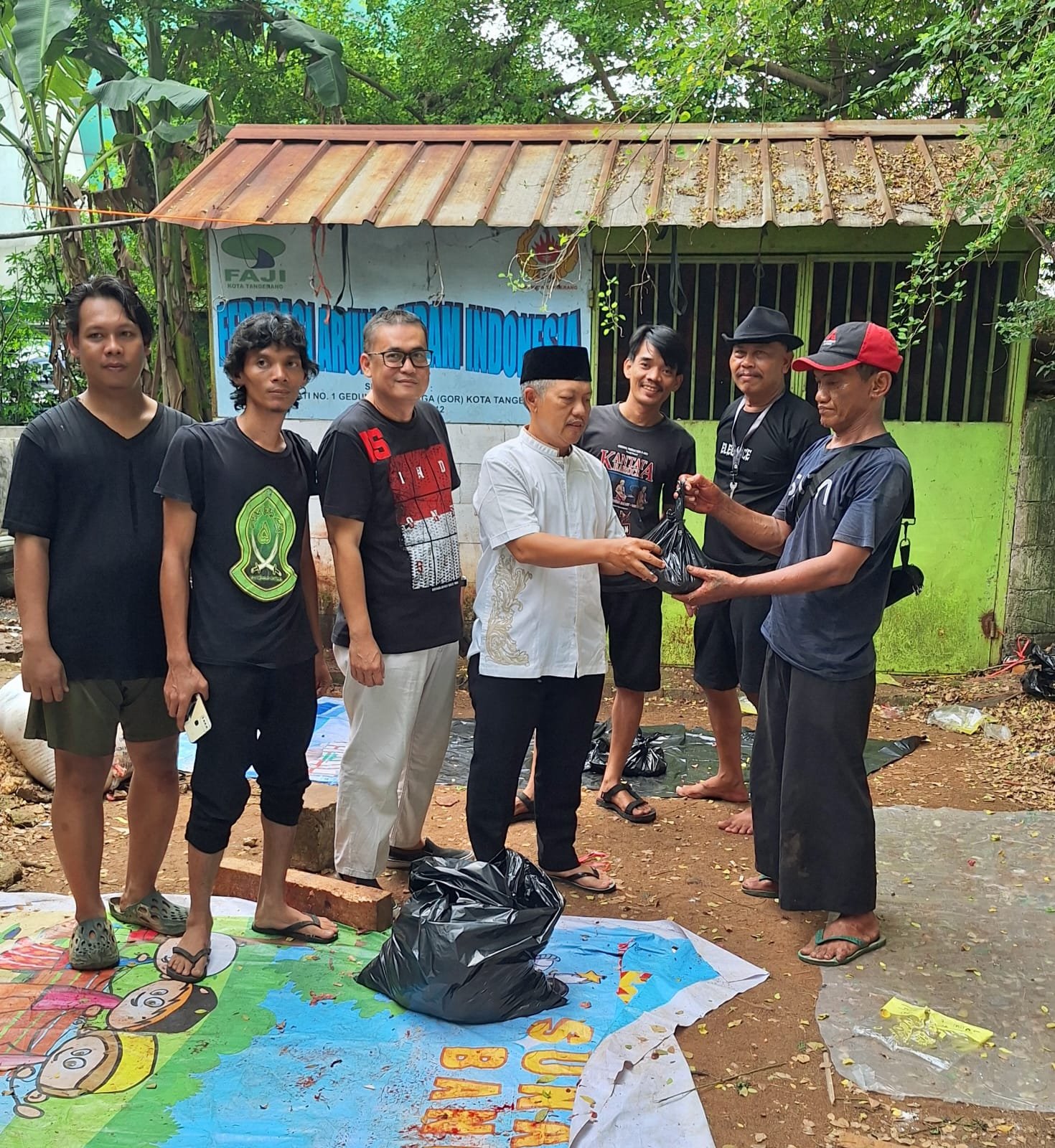 Pokja Wartawan Harian Tangerang Raya Tebar Kepedulian Lewat Kurban Idul Adha 1446 H