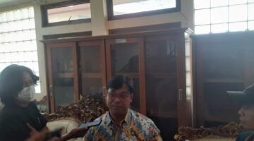 Uji Coba Insinerator Cipondoh Tunggu Persetujuan Warga