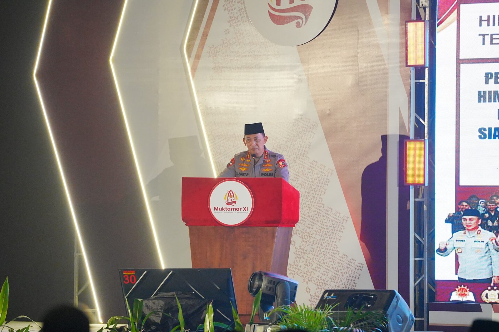 Hadiri Muktamar HIMA Persis, Kapolri: Persiapkan Diri Manfaatkan Bonus Demografi