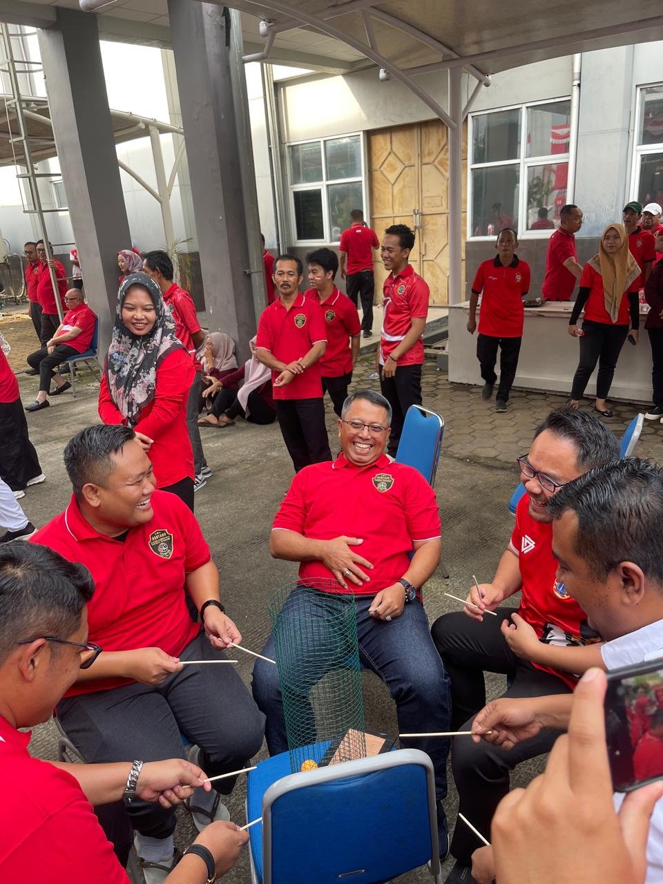 BPN Kabupaten Tangerang Gelar Lomba Agustusan : Bangun Kekompakan Untuk Peningkatan Pelayanan Terbaik