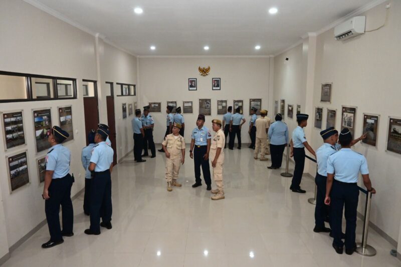 POTRET: ruang Pojok Heritage yang diresmikan oleh Lanud Husein Sastranegara. (Foto: Istimewa).