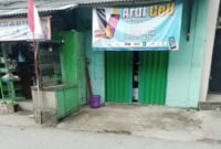 POTRET: salah satu toko yang menjual obat keras terbatas (k) tanpa nomor izin edar (NIE) BPOM di Kabupaten Bekasi, Jawa Barat, dengan leluasa berdiri bebas hambatan, tanpa adanya tindakan dari APH. (Foto: suararealitas.co).
