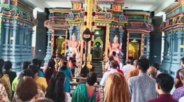 POTRET: Umat Hindu saat menggelar doa kebangsaan di Murugan Temple untuk Perdamaian Indonesia. (Foto: suararealitas.co).