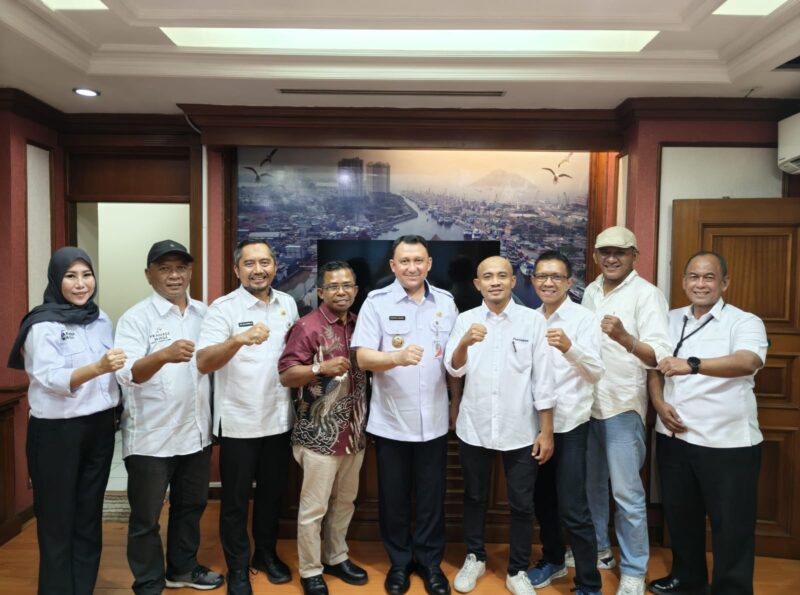 POTRET: Perkumpulan Organisasi Prakarsa Warga Jakarta Utara saat jalin sinergi dengan Pemkot Jakut. (Foto: Istimewa)
