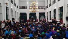 POTRET: situasi terkini saat penyampaian aspirasi dalam dialog terbuka mahasiswa se-Jawa Barat di Gedung Sate Bandung, Rabu (3/9/2025). (Foto: Dok. ANTARA/Ricky Prayoga)
