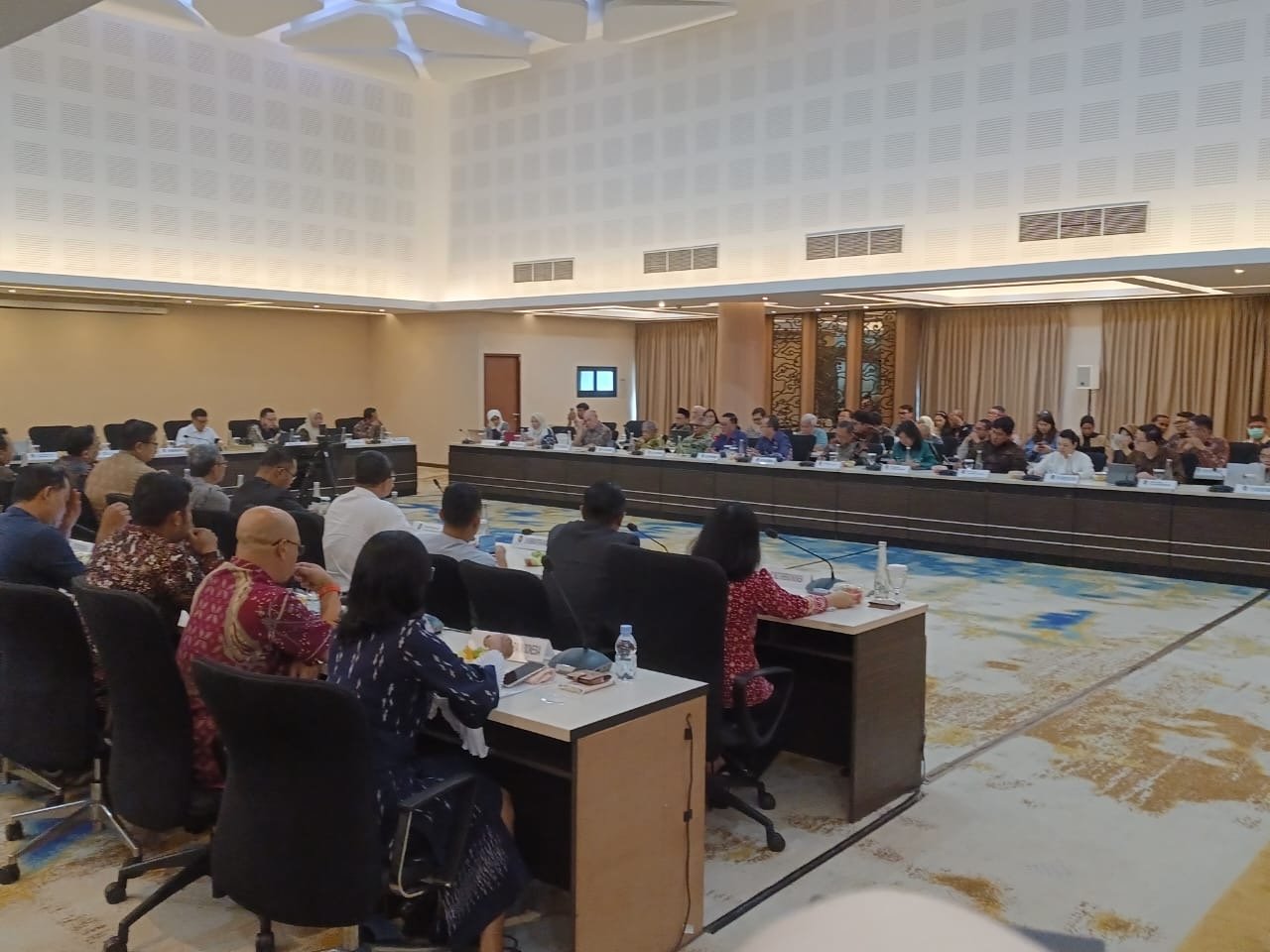 Menko PM Ajak Perusahaan Multinasional dan LPK Perkuat Ekosistem SMK Go Global