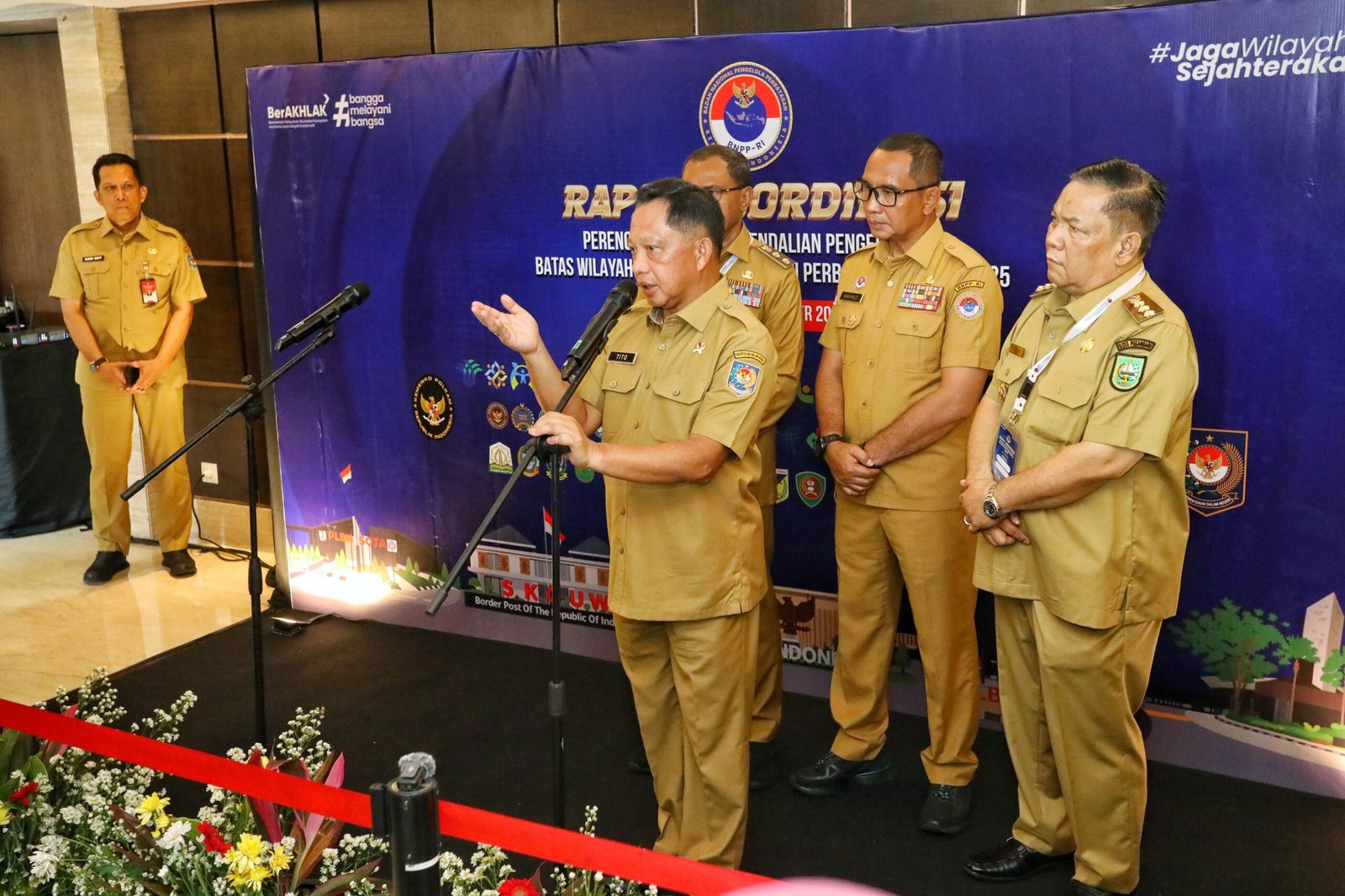 Mendagri Tito Instruksikan Kepala Daerah Siaga Hadapi Bencana Hidrometeorologi