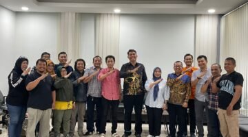 Seto berterimakasih dan mengapresiasi pengurus dan anggota PWI Kota Tangsel yang telah menerima kedatangan jajaran ATR/BPN Kota Tangsel.