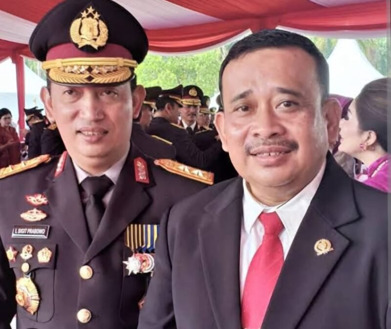 MOMEN - (kiri) Kapolri, Jenderal Pol Listyo Sigit Prabowo bersama (kanan) Ketum BPI KPNPA RI, Tubagus Rahmad Sukendar. (Foto: suararealitas.co).