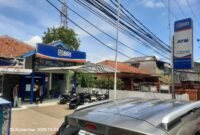 Bank Rakyat Indonesia (BRI) Unit Sukamantri. Yang berlokasi di Jalan Raya, Sukaasih, Kecamatan Pasarkemis, Kabupaten Tangerang.