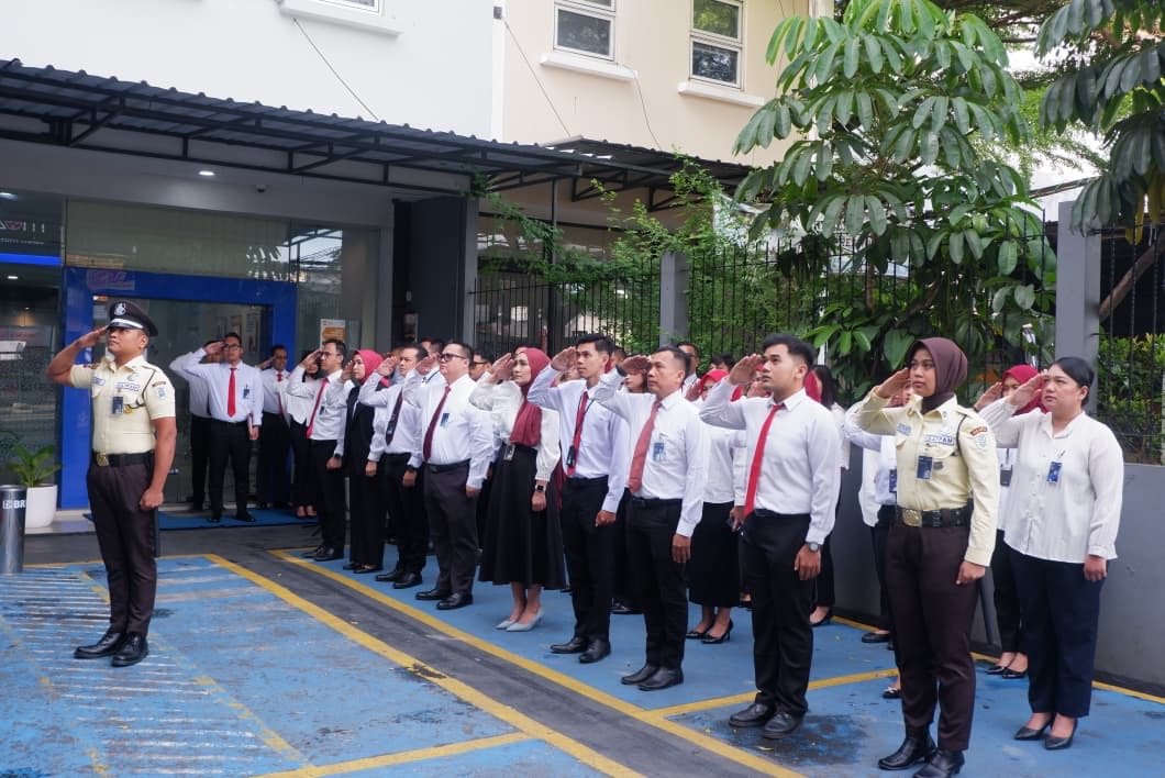 BRI Kanca Palmerah Gelar Upacara Hari Pahlawan untuk Memperkuat Semangat Nasionalisme dan Integritas Insan BRILian