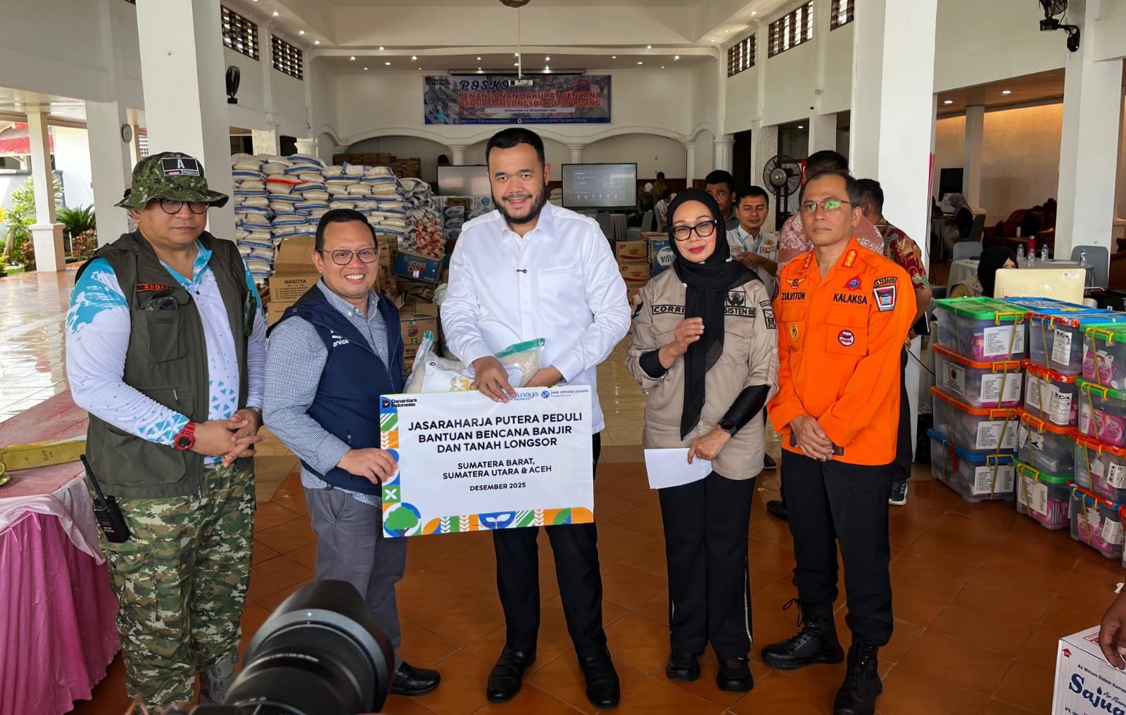 Jasaraharja Putera Peduli Bantu Dana dan Kebutuhan Pokok Korban Banjir di Sumbar, Sumut dan Aceh