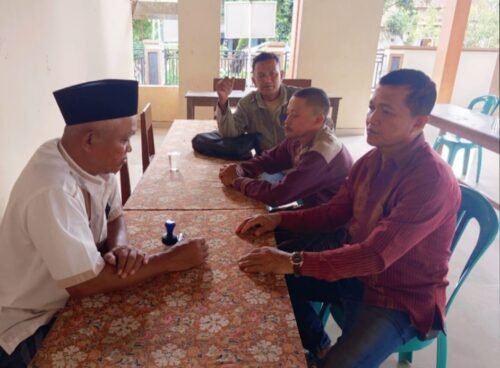 Warga Tuding Pelayanan di Desa Rajekwesi Ugal-ugalan, Ombudsman Diminta Turun Tangan