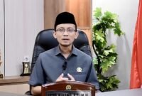 Wakil Ketua DPRD Kota Tangerang, Arief Wibowo, meminta Dinas Permukiman, Perumahan dan Pertanahan (Perkim) menghentikan sementara pengerjaan gedung parkir RSUD Kota Tangerang.