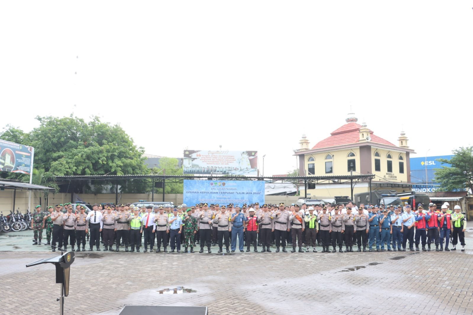 Polres Priok, Apel Gelar Pasukan Operasi Lilin Jaya Siapkan 4 Pos dengan 75 Personel guna amankan Libur Natal dan tahun baru 2026
