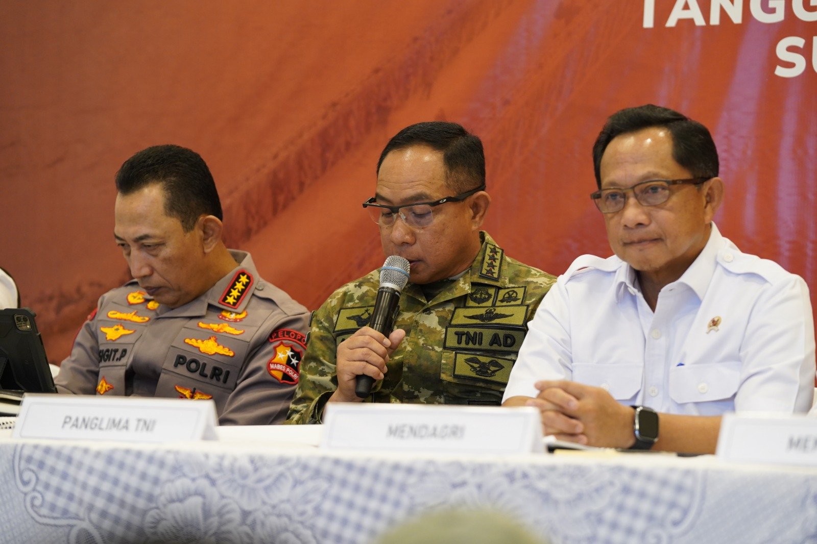 Panglima TNI: 36.636 Personel Dikerahkan Tangani Bencana di Wilayah Sumatera