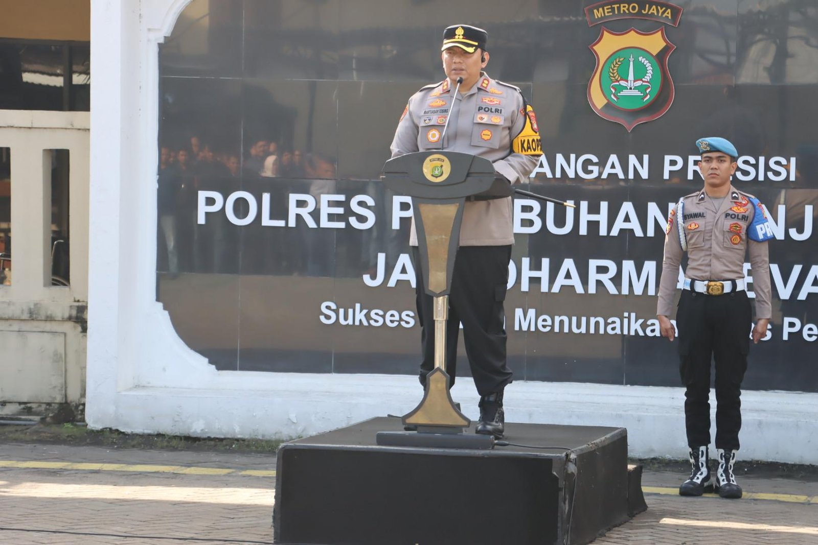 Polres Pelabuhan Tanjung Priok Gelar Apel Dan Pengamanan Natal 2025, Libatkan 150 Personel Gabungan