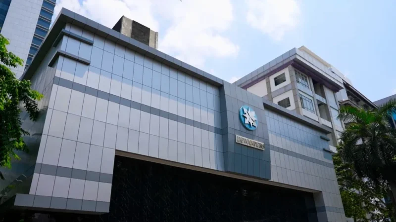 ILUSTRASI - hak jawab digital: Praktisi Pers, Mubinoto Amy dorong Dewan Pers perbarui Pedoman 2008. (Foto: Istimewa).