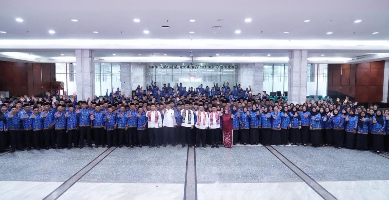 Perkuat Kinerja Birokrasi: 411 PPPK Paruh Waktu Terima SK, Walkot Jaktim Tekankan Profesionalisme