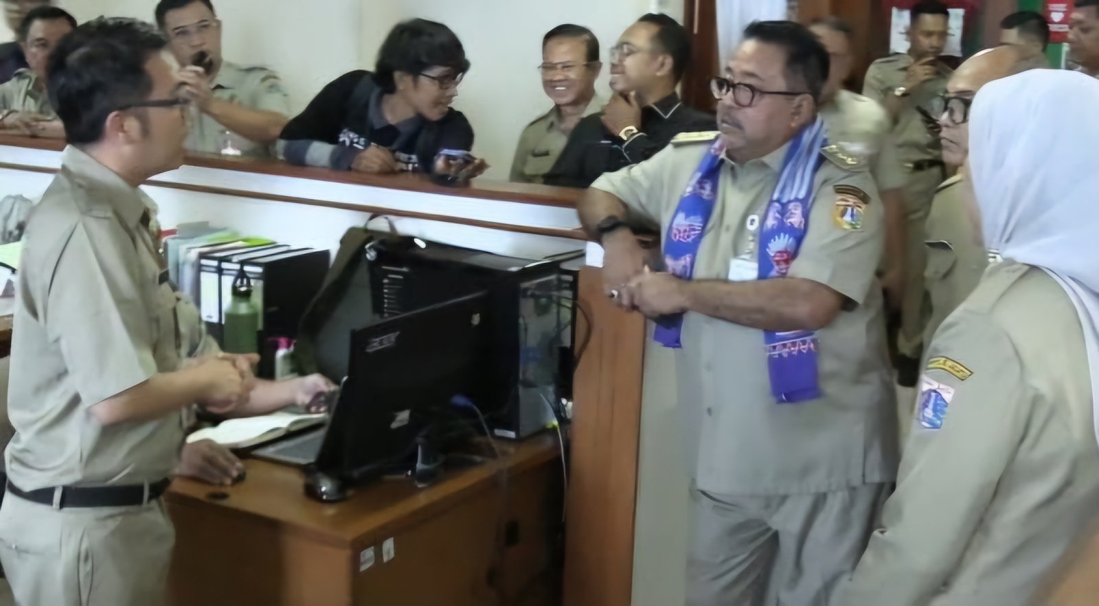 Sambangi Walkot Jakbar, Rano Karno Ajak Jajaran Tekankan Kualitas Layanan dan Kekuatan Kerja Tim