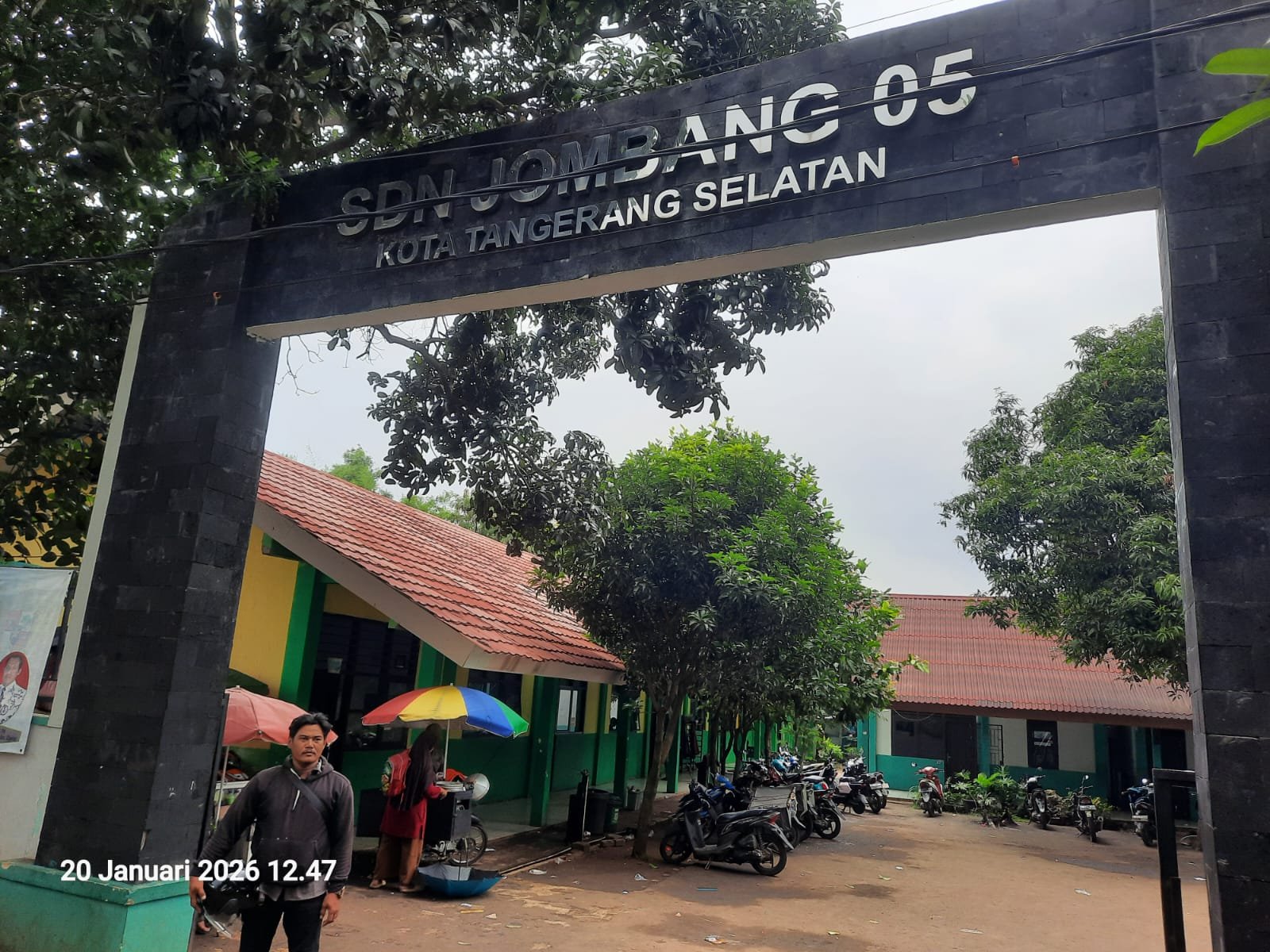 Diduga SDN Jombang 05 Hilangkan Ijazah