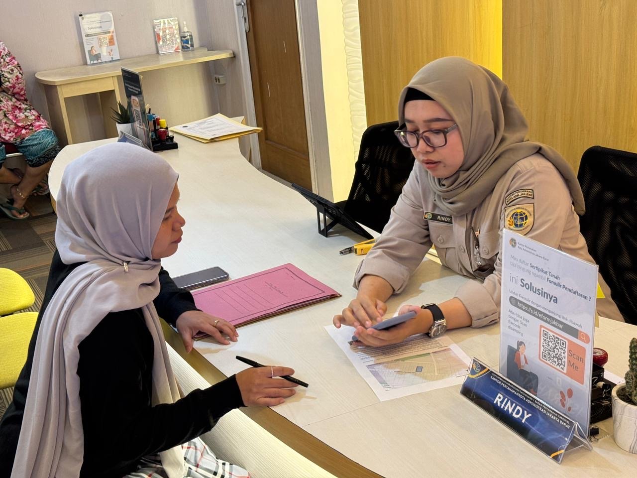 Manfaatkan Libur Nataru, Masyarakat Dapatkan Layanan Cepat Ambil Sertipikat