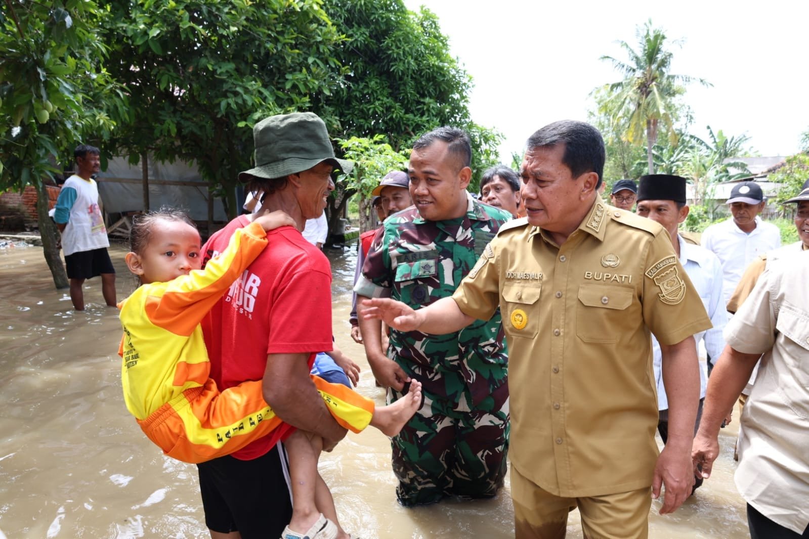Bupati Tangerang Monitoring Banjir di Kecamatan Mekar Baru