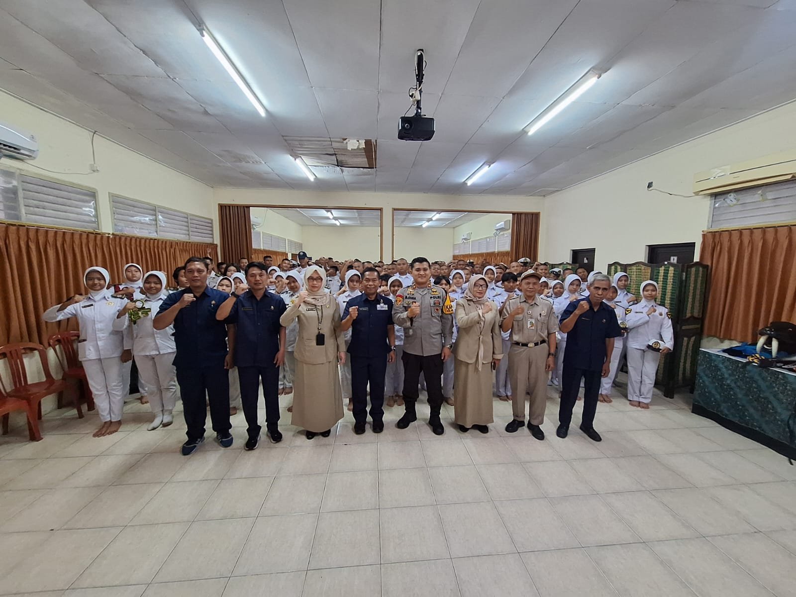 Polsek Kelapa Gading Gelar Police Goes To School di SMK Jakarta Raya, Tekankan Pencegahan Kekerasan dan Disiplin Pelajar
