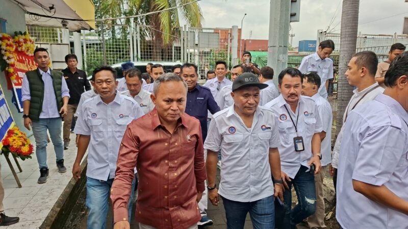 POTRET - menguatkan backbone logistik guna menghasilkan posisi strategis, Dewan Buruh Pelabuhan Indonesia dibentuk. (Foto: Suara Realitas/Kipray).