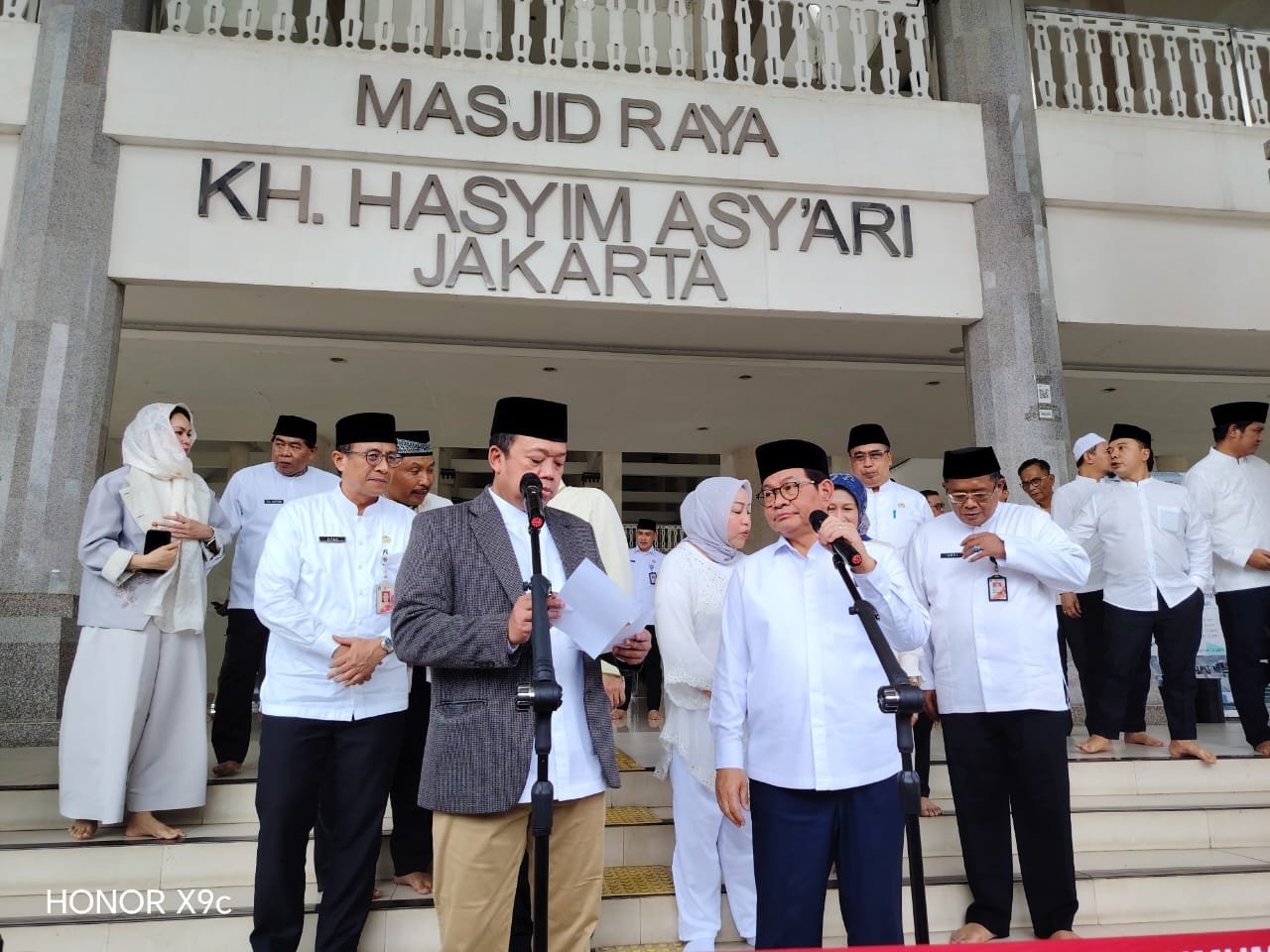 Pemprov DKI Terima 3.922 Sertifikat Aset dari Kementerian ATR/BPN