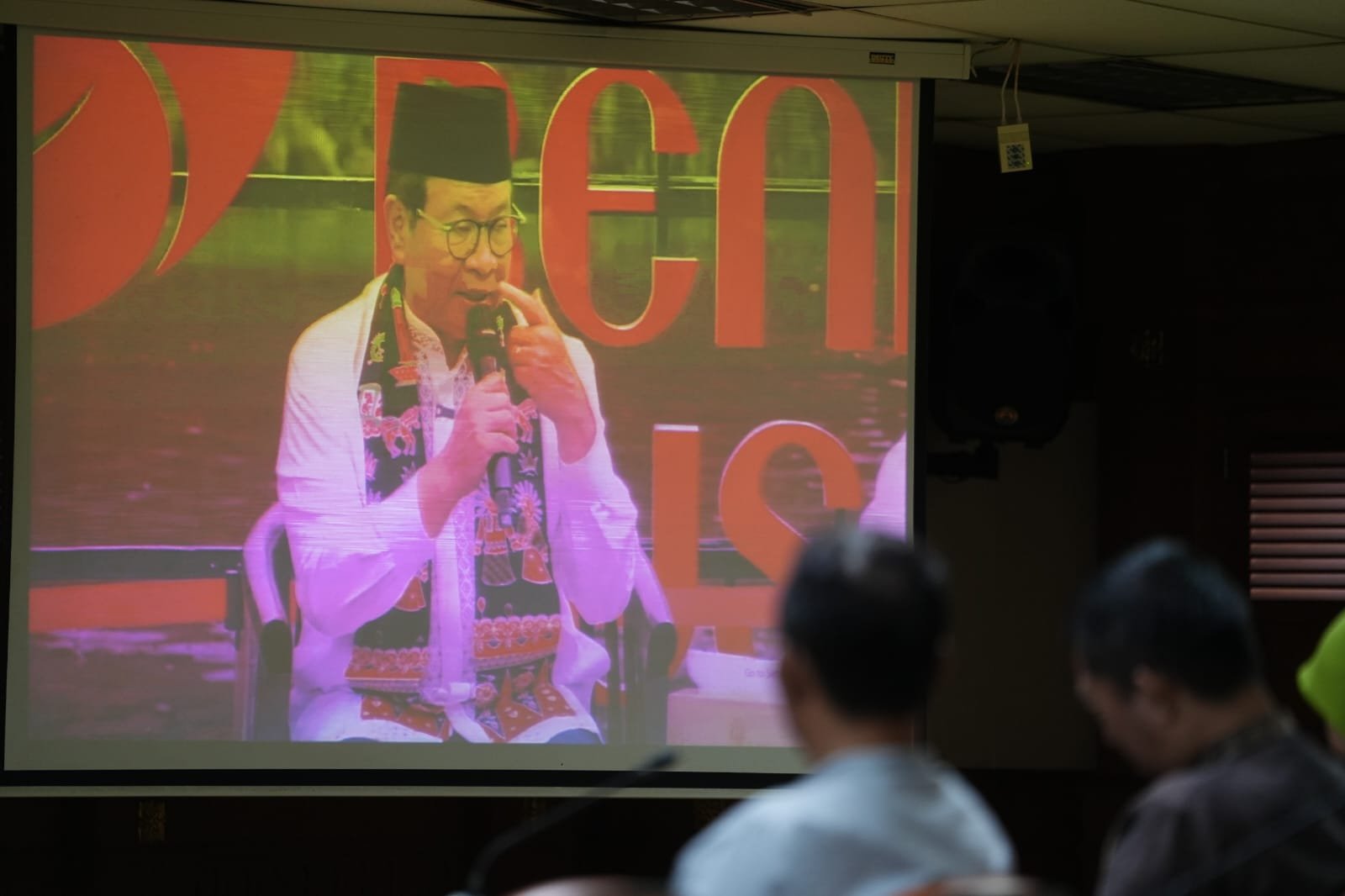 Pemkot Jakbar Gelar Nobar Refleksi Setahun Kepemimpinan Gubernur DKI Jakarta